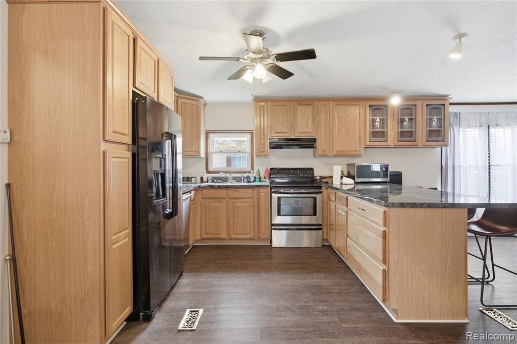 25716 Jackson St Property Photo 10