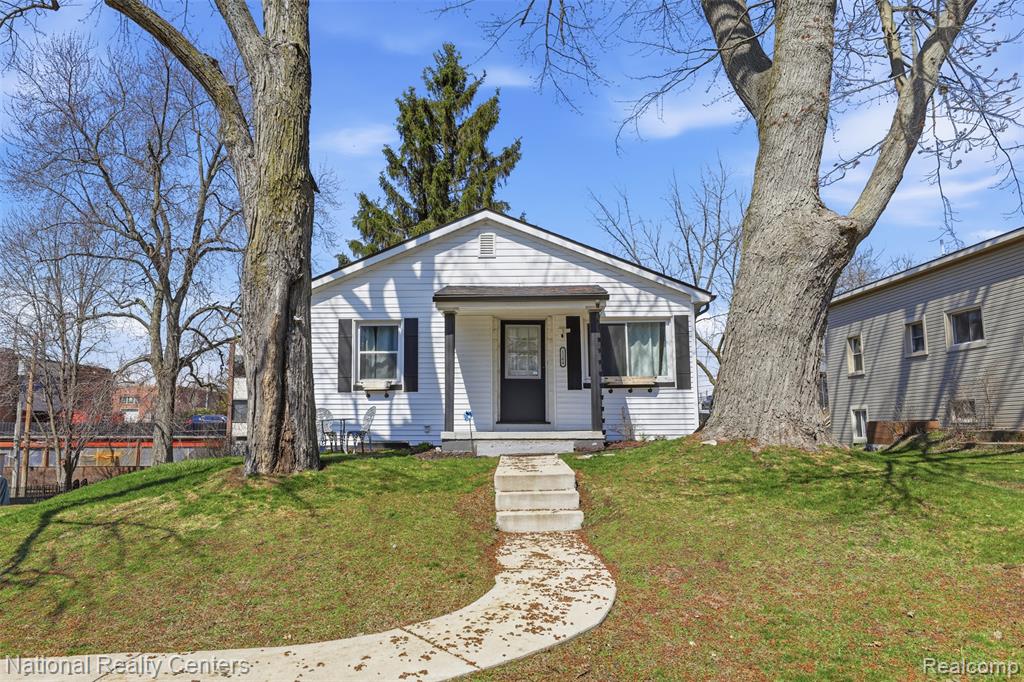 1284 Atkinson Avenue Property Photo 1