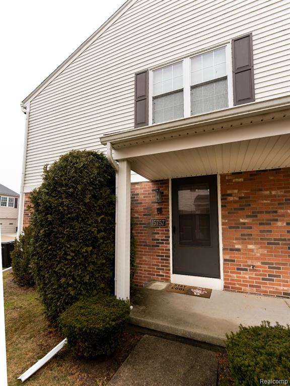 15757 N Franklin Drive Property Photo 1