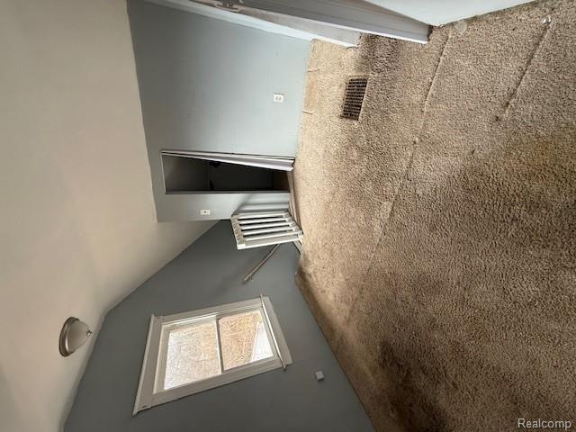 16845-7 Dolphin Street Property Photo 6