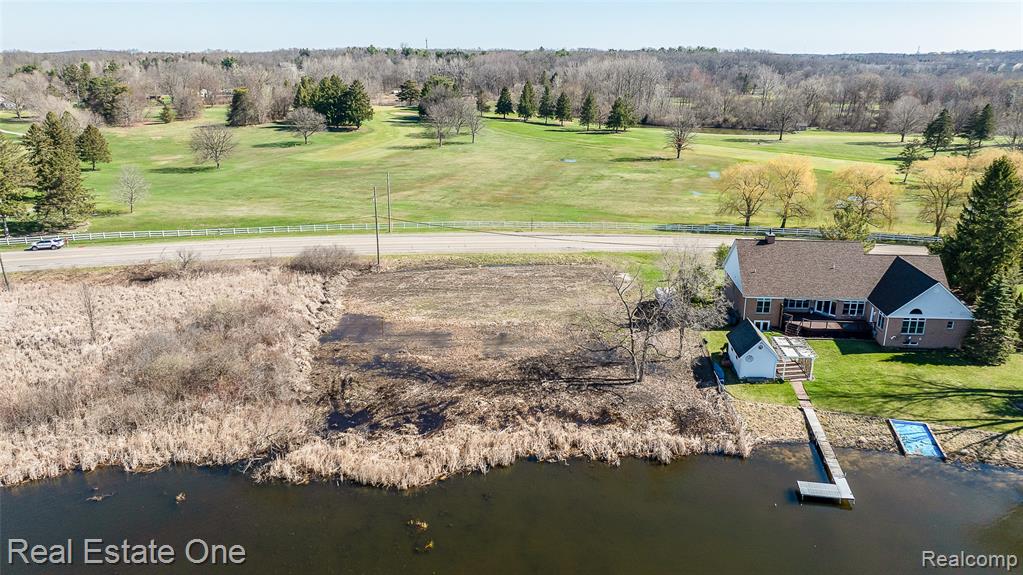 V/l Golf Club Property Photo 7