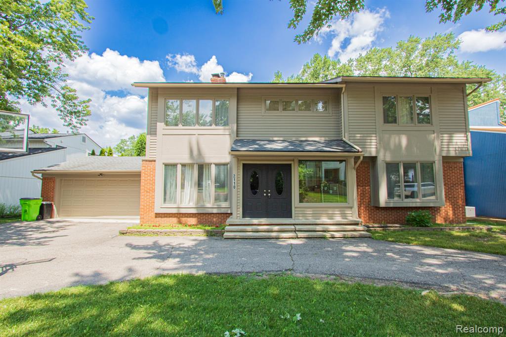 2110 Langham Drive Property Photo 1