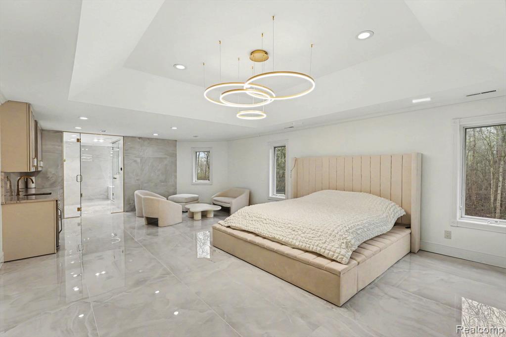 6986 Montgomery Drive Property Photo 15