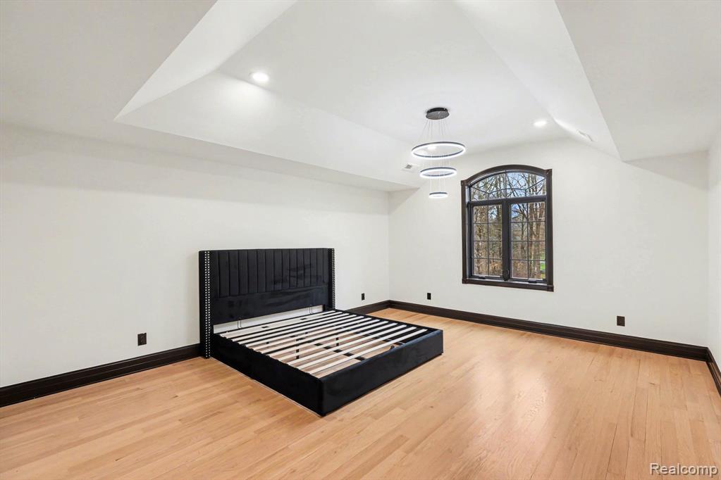 6986 Montgomery Drive Property Photo 16