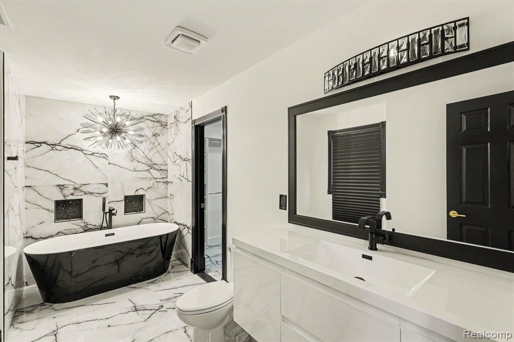 6986 Montgomery Drive Property Photo 23