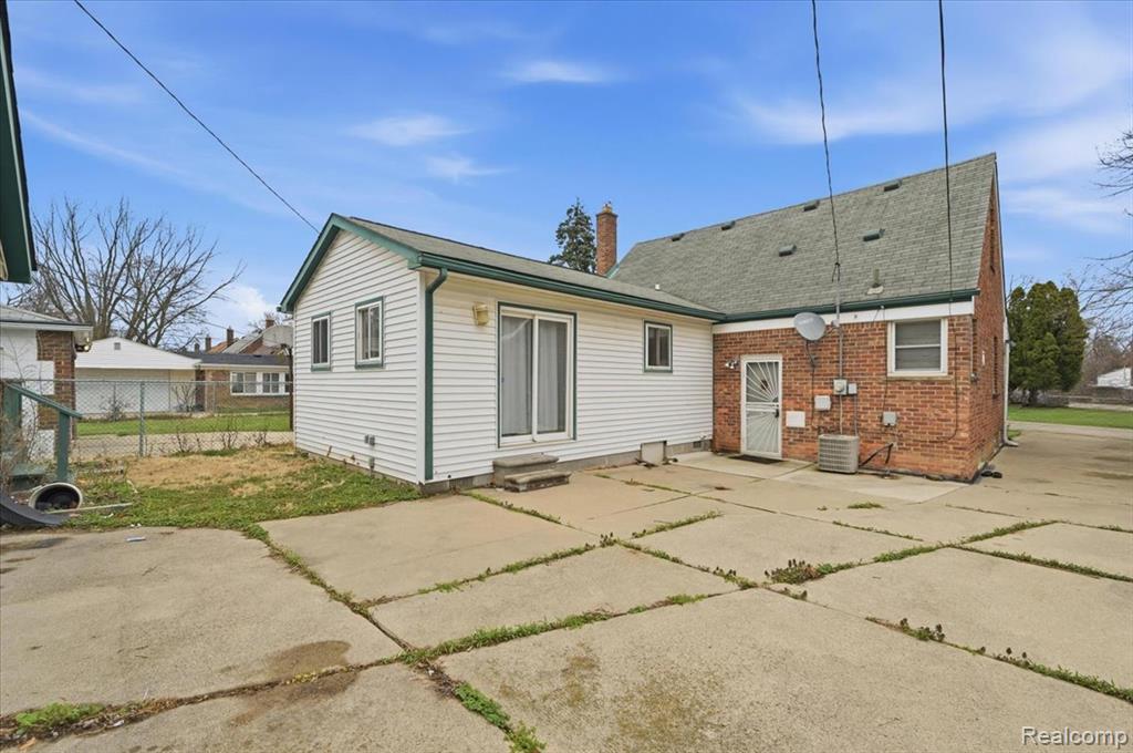 9193 Rutherford Street Property Photo 22