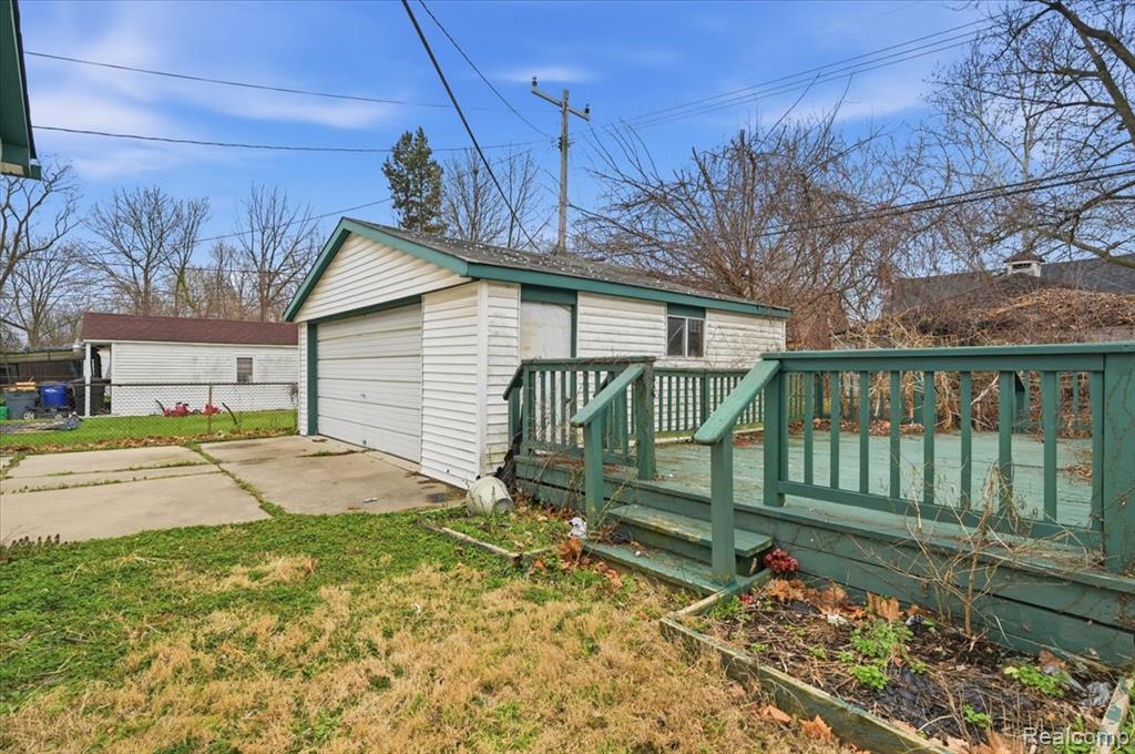 9193 Rutherford Street Property Photo 24