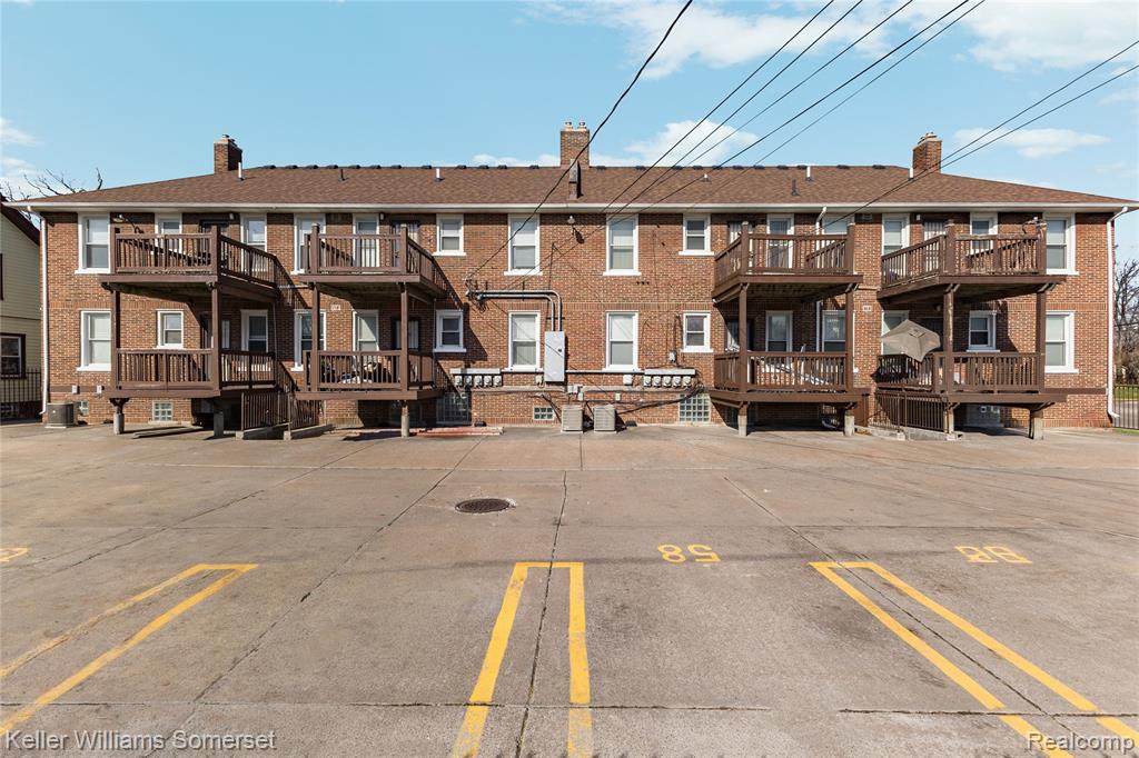 13660 Ohio Street Property Photo 34