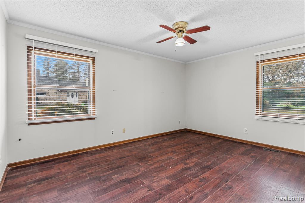 3432 S State Road Property Photo 17