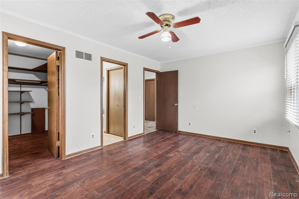 3432 S State Road Property Photo 19