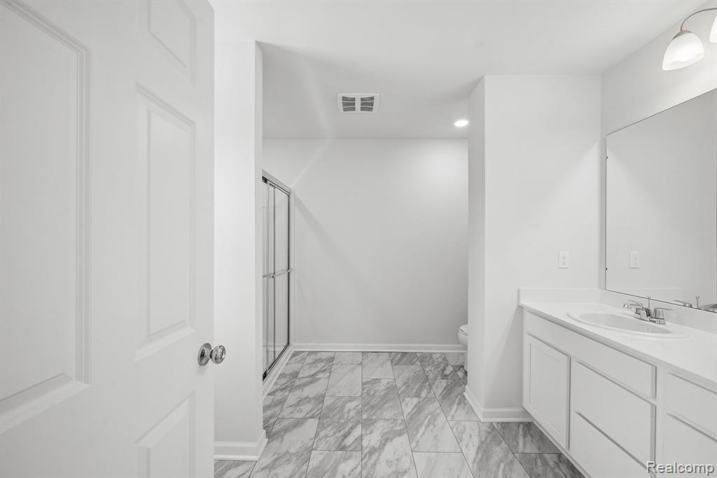 54821 Mockingbird Property Photo 17