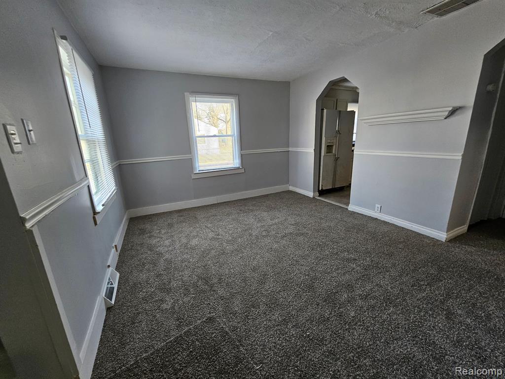 6828 Meadow Avenue Property Photo 1