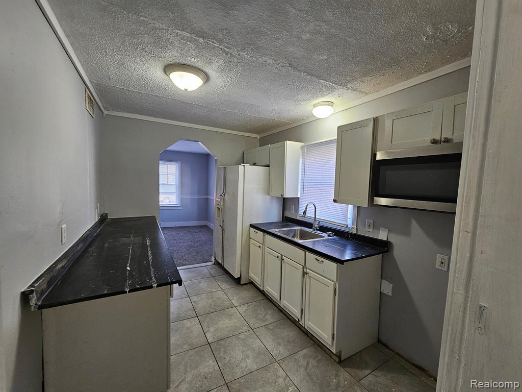6828 Meadow Avenue Property Photo 3