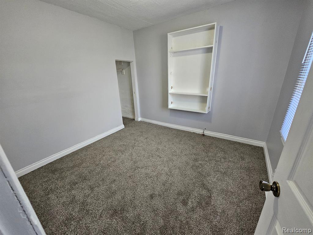 6828 Meadow Avenue Property Photo 5