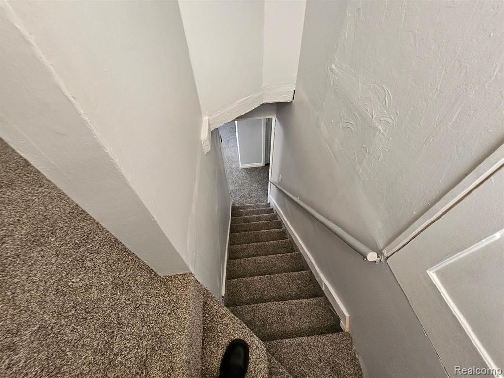 6828 Meadow Avenue Property Photo 8