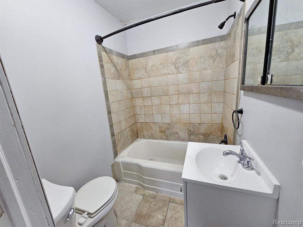 6828 Meadow Avenue Property Photo 13