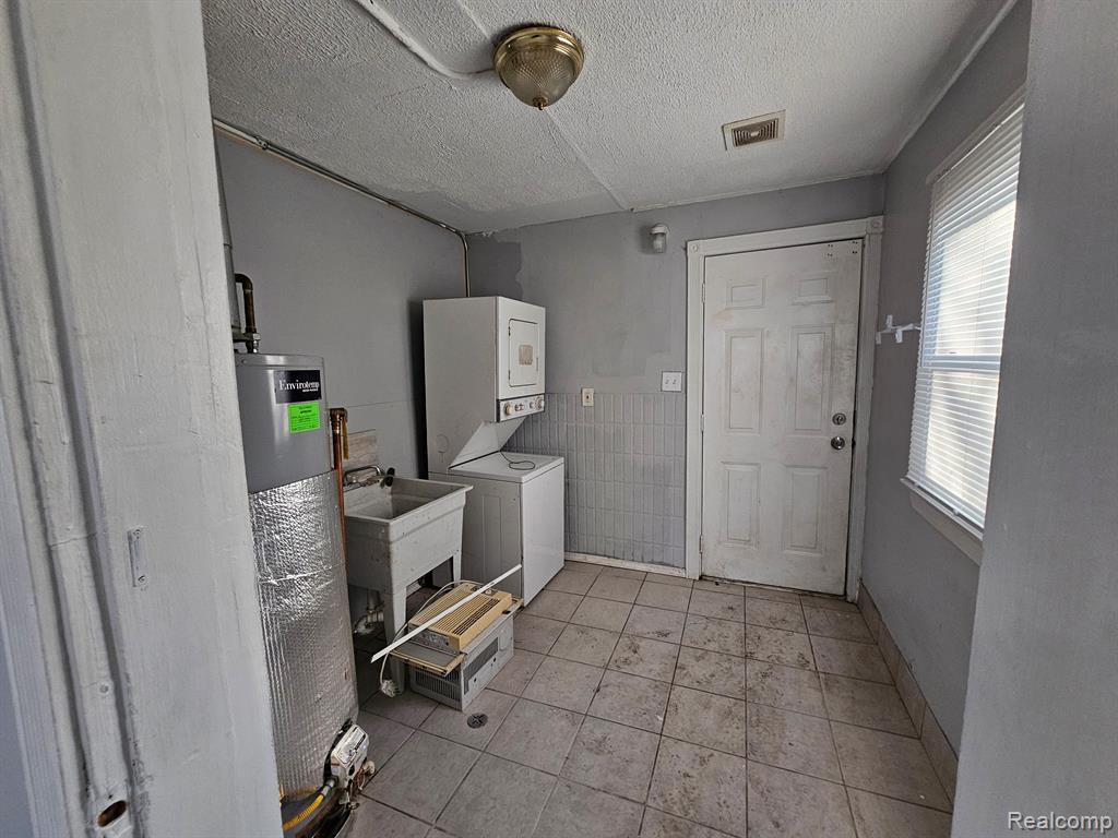6828 Meadow Avenue Property Photo 14