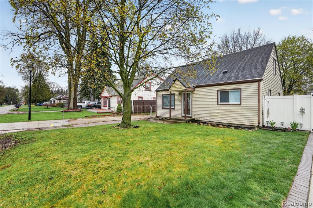 14360 Cornell Street Property Photo 2