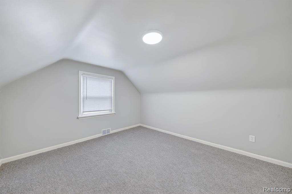14360 Cornell Street Property Photo 13