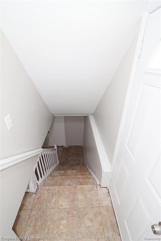5743 N Highland Street Property Photo 25