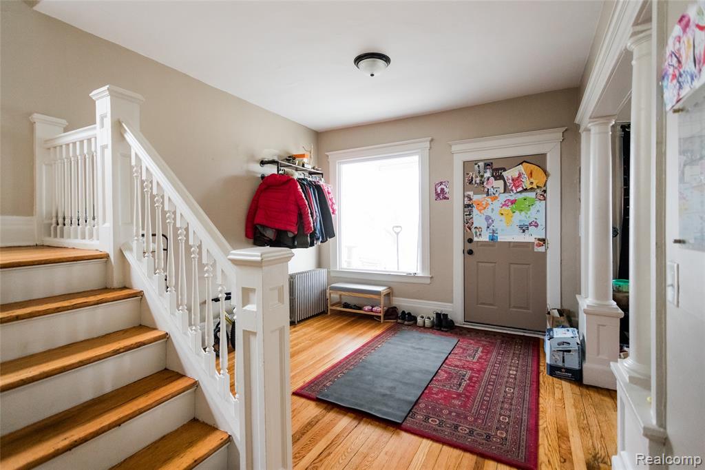 251 California Street Property Photo 14