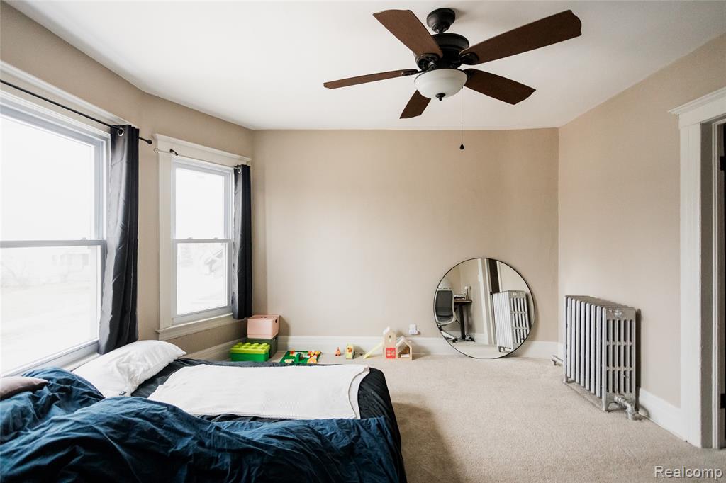 251 California Street Property Photo 19