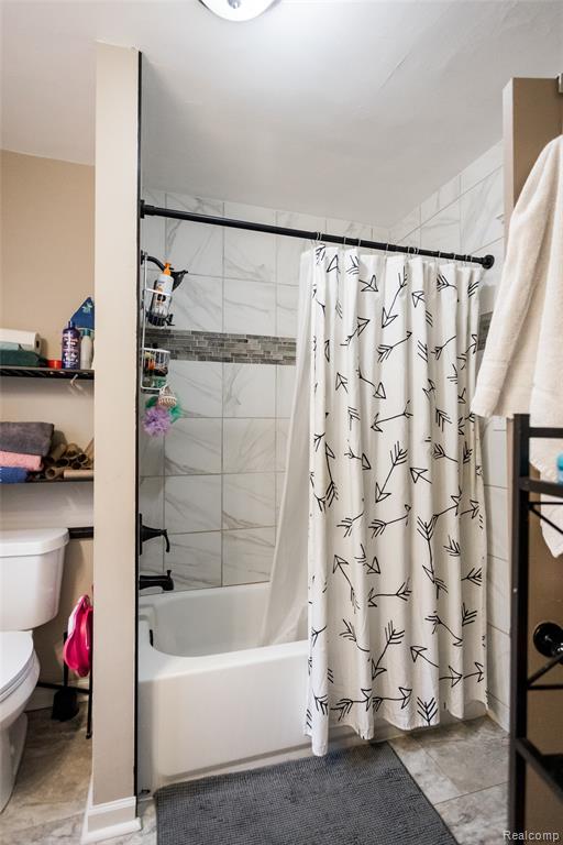 251 California Street Property Photo 21