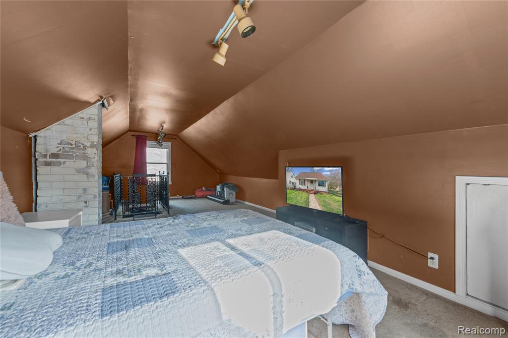 527 E Sunnybrook Drive Property Photo 23