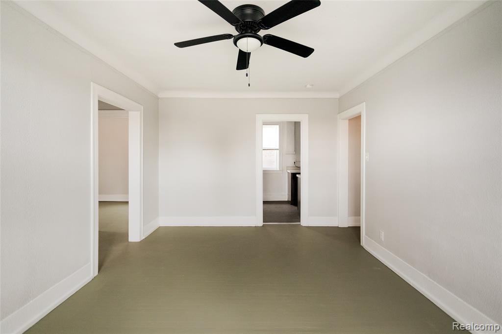 2683 Central Property Photo 5