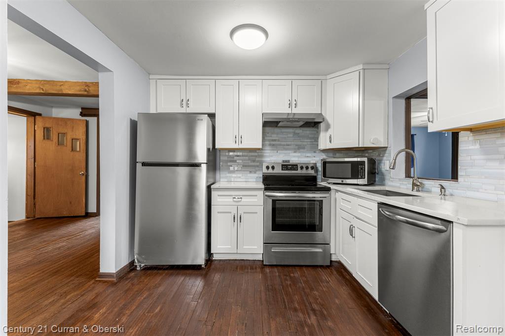 977 Boston Avenue Property Photo 5