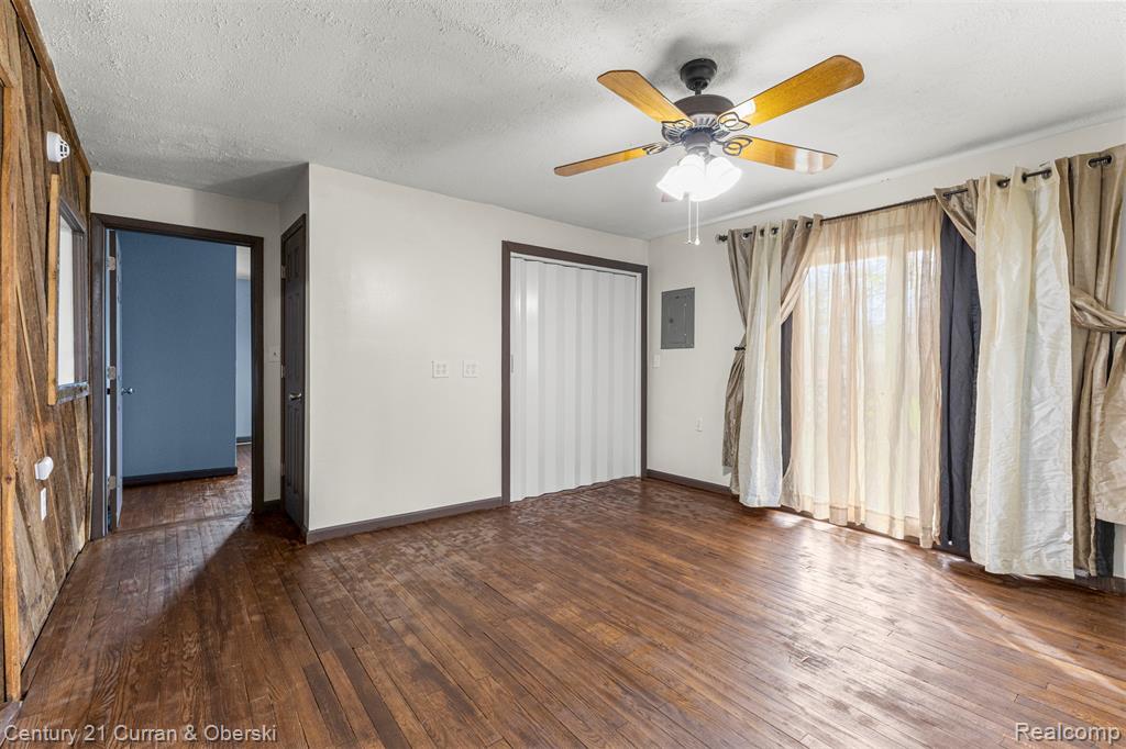 977 Boston Avenue Property Photo 8
