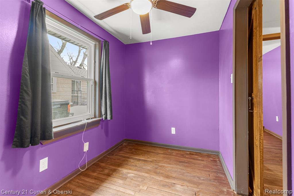 977 Boston Avenue Property Photo 18