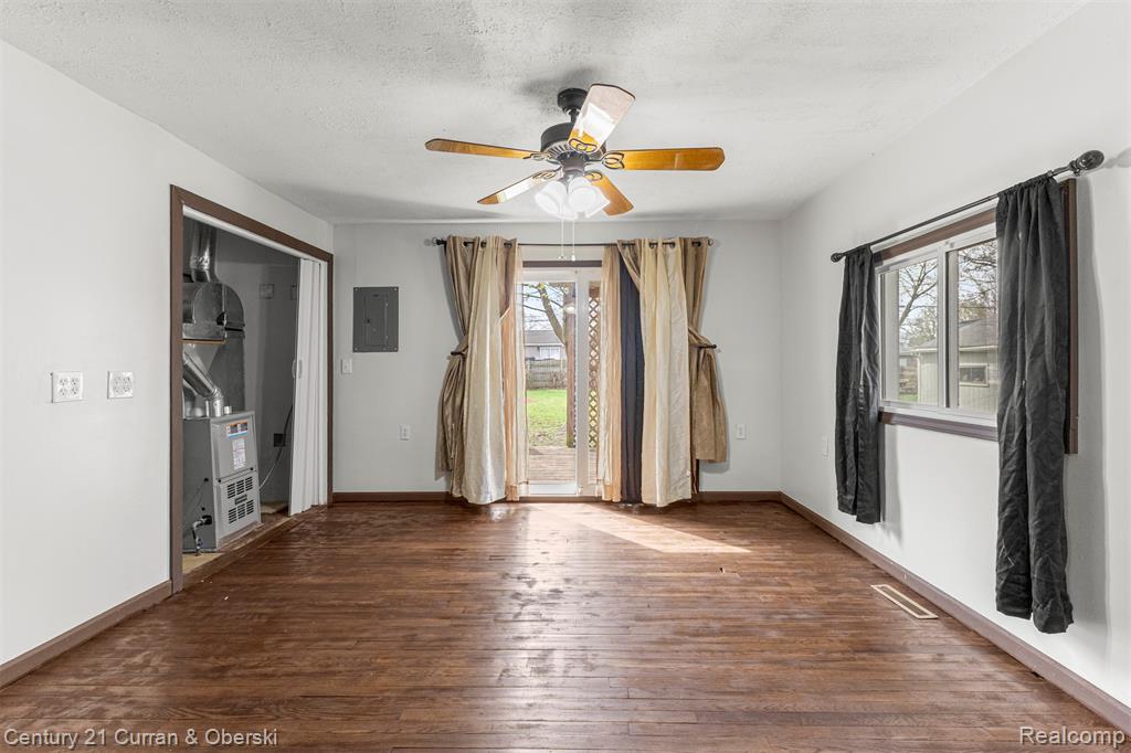 977 Boston Avenue Property Photo 21