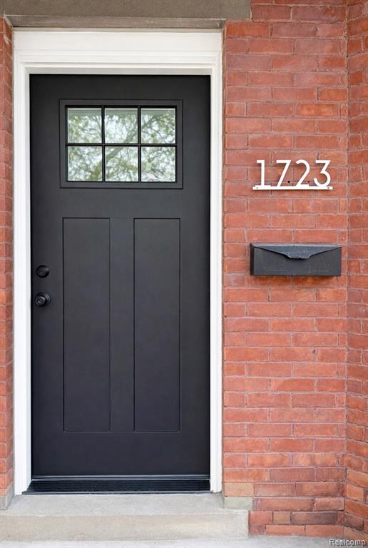 1723 Campbell Street Property Photo 2