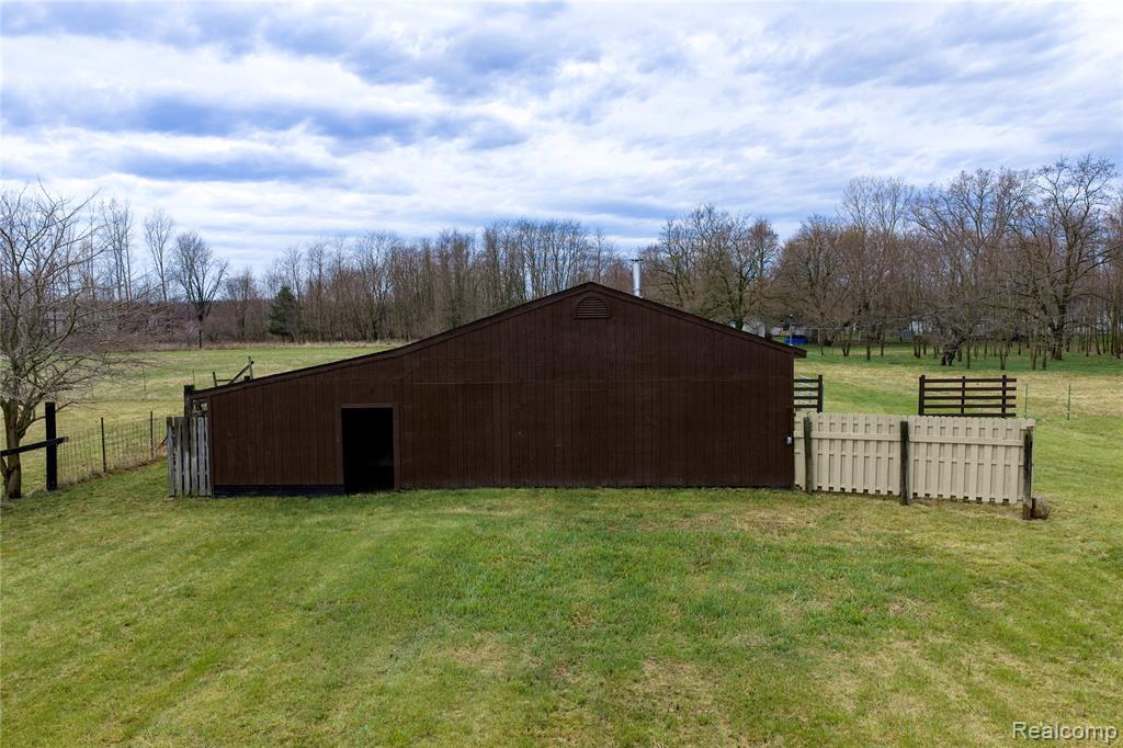 000 Baker Road Property Photo 12