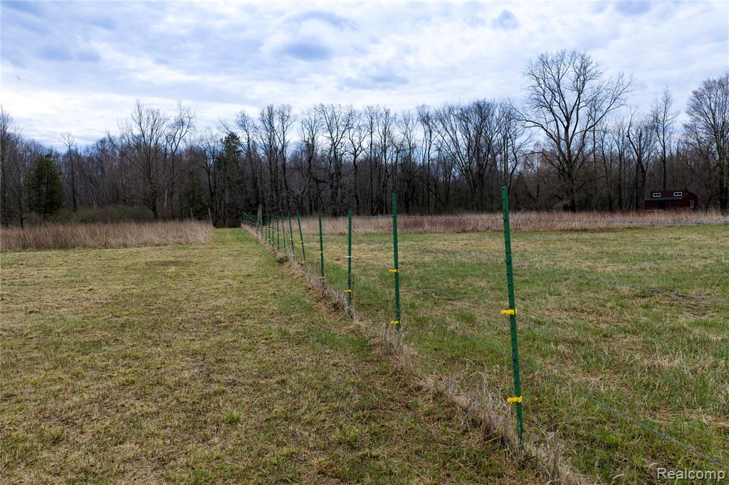 000 Baker Road Property Photo 15