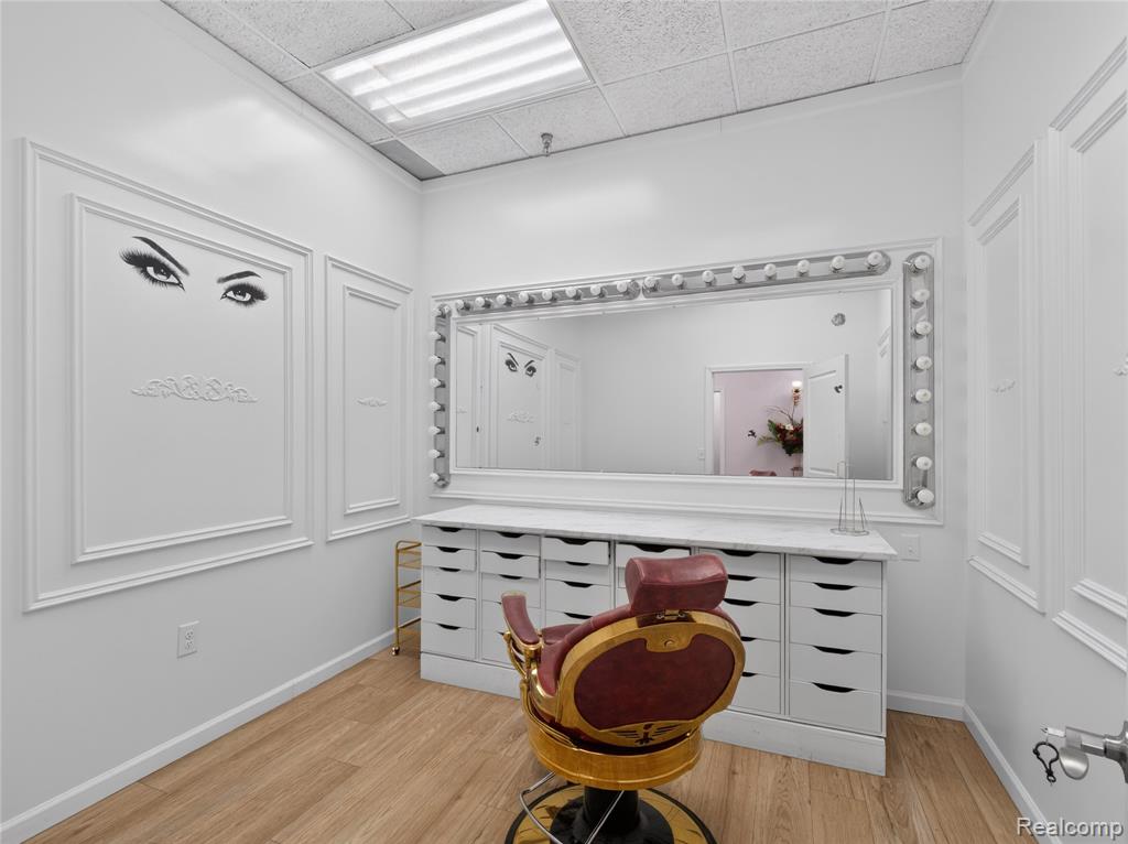 37824 Van Dyke Ave Property Photo 22