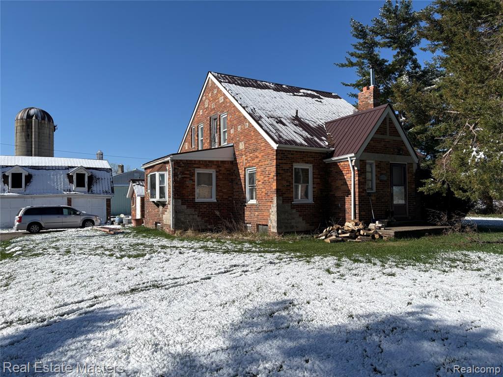 4237 Jeddo Road Property Photo 1