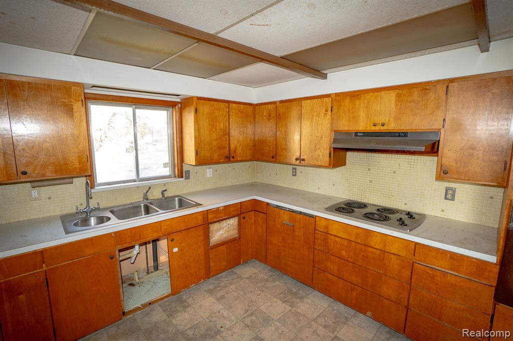 200 North Street Property Photo 9
