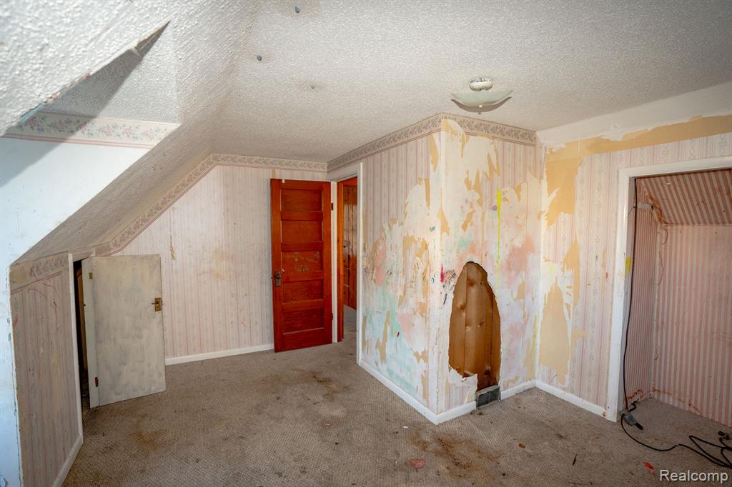 200 North Street Property Photo 14