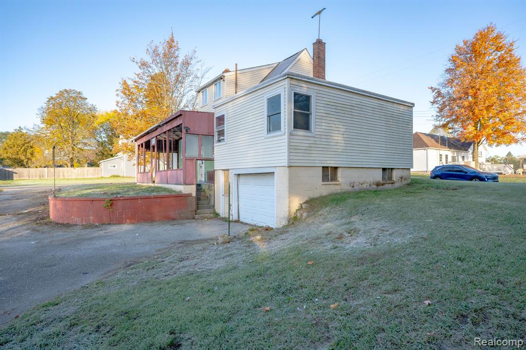 200 North Street Property Photo 35