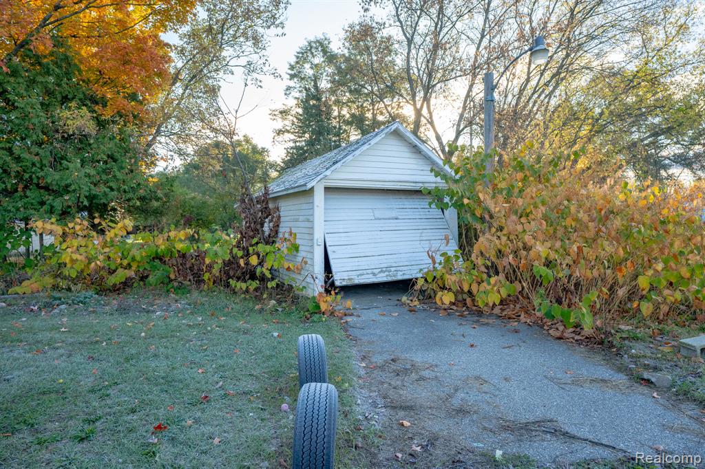 200 North Street Property Photo 36