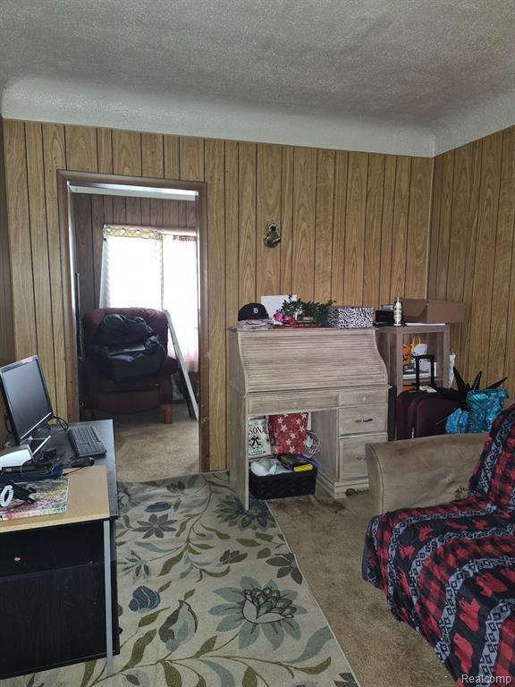 300 2nd Street Property Photo 16
