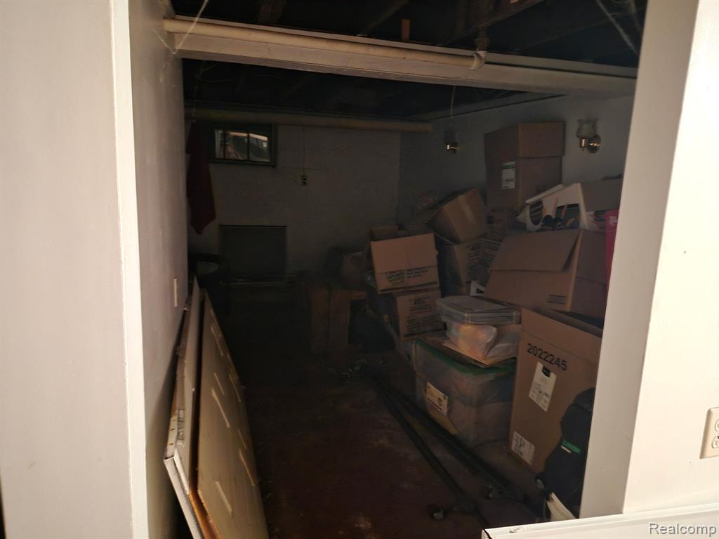300 2nd Street Property Photo 45