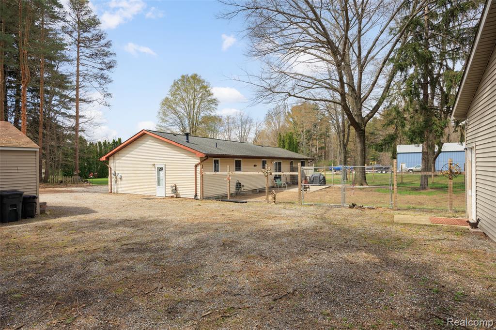 8639 Stone Road Property Photo 20