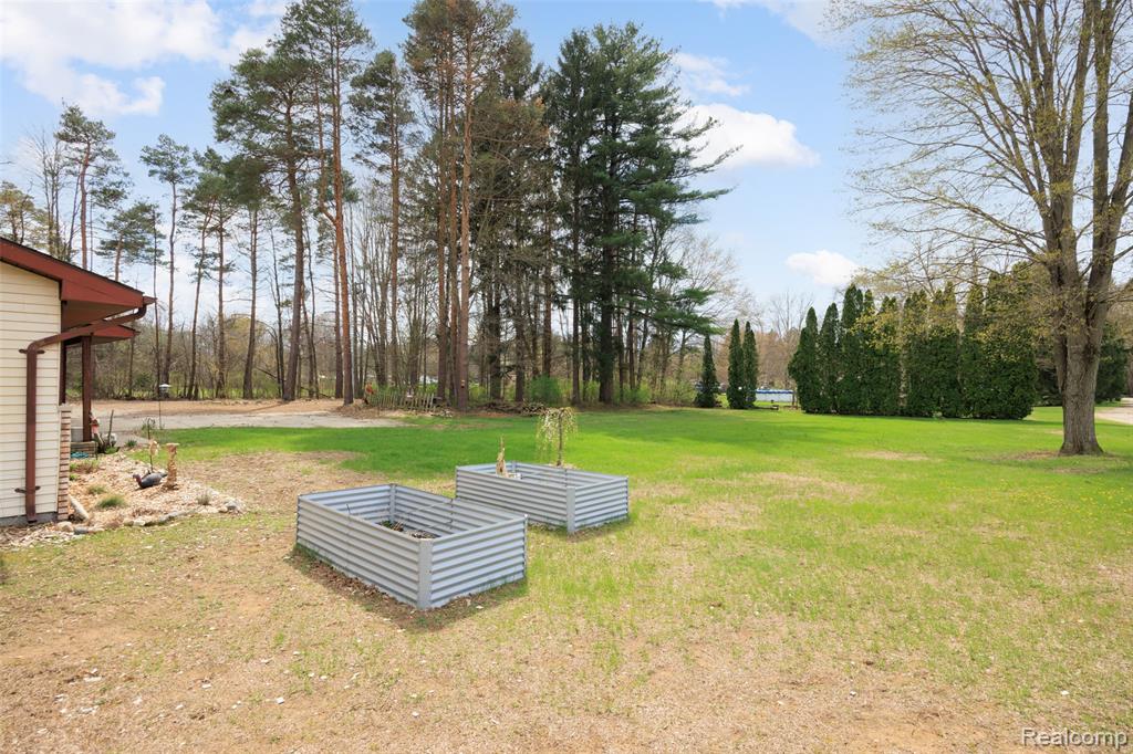 8639 Stone Road Property Photo 30