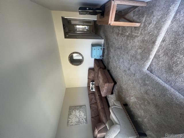5918 N Lafayette Avenue Property Photo 4