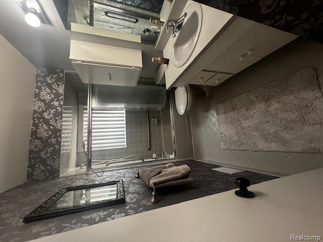 5918 N Lafayette Avenue Property Photo 11