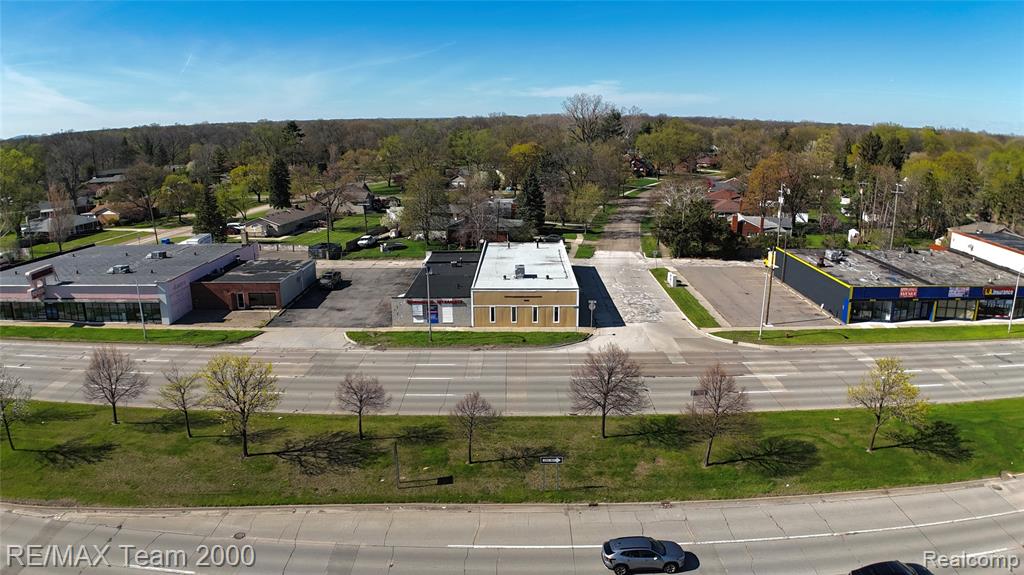 32300 Michigan Avenue Property Photo 8