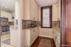 22 Edison Street Property Photo 13
